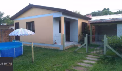 Casa de 2 dormitórios no bairro Belém Velho