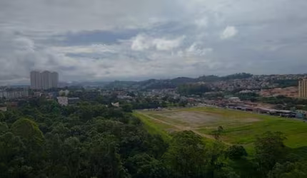 Apartamento em Jardim Maria Rosa, Taboão da Serra/SP