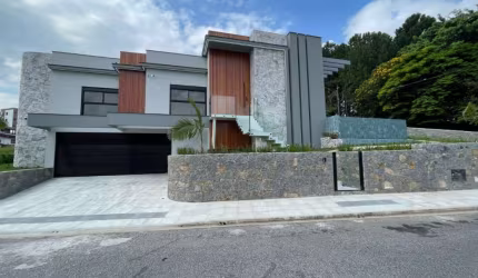 Casa com 3 quartos à venda em Pedra Branca, Palhoça  por R$ 3.100.000