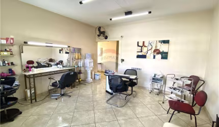 Casa sobrado, 5 dormitórios, 2 banheiros,1 vaga, 202,58 m² por R$ 799.000,00 - Centro - Itapira/SP