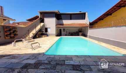 Casa com 3 Quartos Tupi em Praia Grande/SP