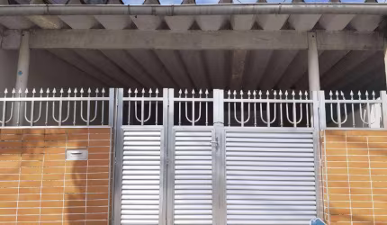 Casa em São Vicente com 2 Quartos Oportunidade