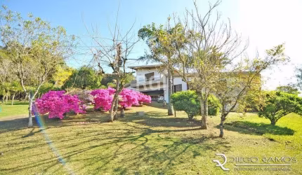 Sítio para Venda - 450m², 5 dormitórios, sendo 2 suites, 2 vagas - Planalto