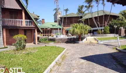 Casa para Venda - 568.38m², 2 dormitórios, sendo 2 suites, Torres
