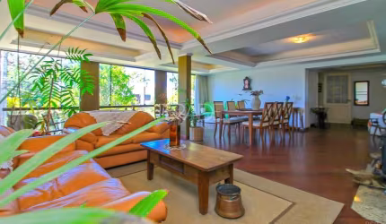 Casa com 3 quartos à venda na Rua Doutor Benjamin Camozato, 70, Jardim Isabel, Porto Alegre por R$ 1.160.000