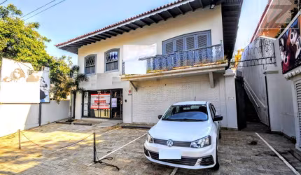 Casa para aluguel com 416,46 m², 4 quartos 6 vagas em Nova Campinas, Campinas