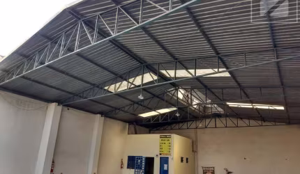 Barracão à venda com 240,4 m², 20 vagas em Centro, Campinas