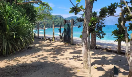 VENDO Casa pé na areia praia Vermelha do Centro