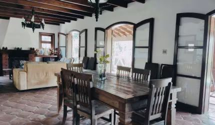 Casa à venda em Vinhedo, Caixa D'água, com 4 quartos, com 350 m², Condomínio Vale do Santa Fé