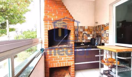Casa com 3 quartos à venda na Rua Dom Duarte Leopoldo e Silva, Marapé, Santos, 178 m2 por R$ 850.000