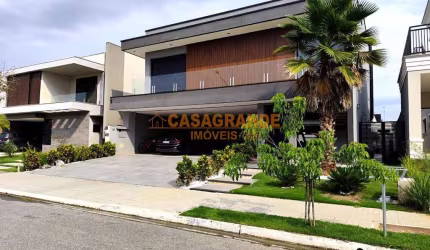 Casa à venda com 03 quartos, 298m² - Jardim do Golfe - São José dos Campos
