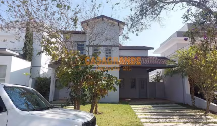 Casa com 04 quartos, 222m² no Condomínio Sunset Garden-Jacareí SP