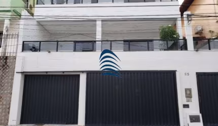 Casa 5/4 com 3 Pavimentos em Salvador Matatu  Casa lindíssima toda nova!