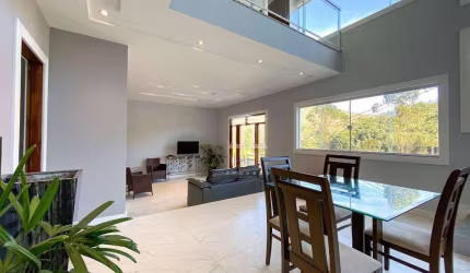 Casa com 3 dormitórios, 300 m² - venda por R$ 1.100.000,00 ou aluguel por R$ 5.174,17/mês - Prata - Teresópolis/RJ