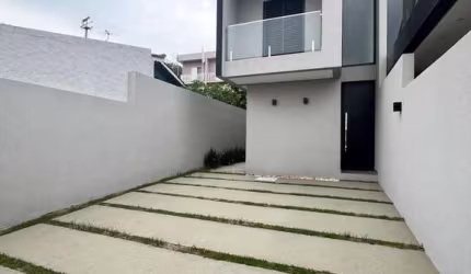 Casa á venda em Atibaia com 3 dormitórios