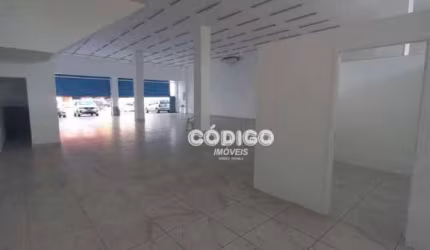 Salão para alugar, 530 m² de área total, sendo  333,45 construída por R$ 22.000/mês - Jardim Vila Galvão - Guarulhos/SP