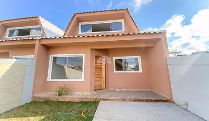 Casa com 2 quartos à venda na Rua Cancun, 239, Nações, Fazenda Rio Grande, 90 m2 por R$ 399.000