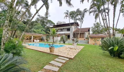 Casa com 4 quartos à venda na Rua Paulo Scholz, --, Bom Retiro, Joinville por R$ 1.970.000