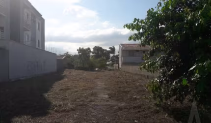 Terreno à venda na Rua Guarujá, --, Floresta, Joinville por R$ 400.000