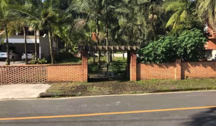 Terreno em condomínio fechado à venda na Rua Antônio Carlos Müller Maes, --, Saguaçu, Joinville por R$ 1.950.000