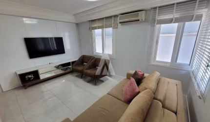 Casa com 4 quartos à venda na Rua Ágata, --, Saguaçu, Joinville por R$ 1.400.000