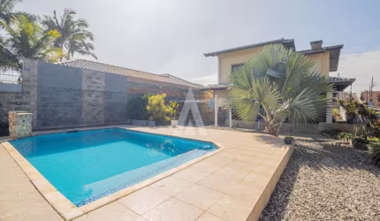 Casa com 3 quartos à venda na Rua Jacob Germano Baumer, --, Vila Nova, Joinville por R$ 1.100.000