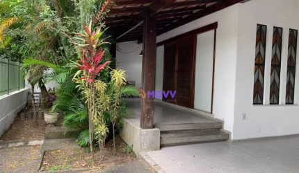 Casa com 4 quartos à venda, 180 m² por R$ 2.500.000 - São Francisco - Niterói/RJ