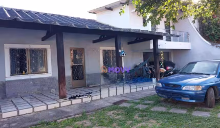 Casa à venda, 272 m²em 450 mts de terreno por R$ 650.000 - Itaipu - Niterói/RJ