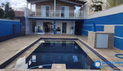 SOBRADÃO 4 QUARTOS AMPLA PISCINA  LOCAL PRIVILEGIADO 100 M MAR  ITANHAÉM SP