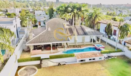 Casa em condomínio na cidade de Atibaia