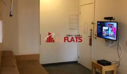 Flat com ótimo preço no bairro Campo Belo. Confira!