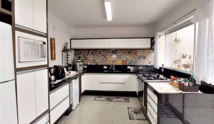Casa em Condomínio para Venda em Atibaia, Condomínio Marchant, 3 dormitórios, 1 suíte, 2 banheiros, 3 vagas