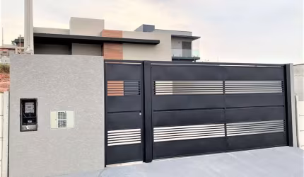Casa para Venda em Atibaia, Bella Atibaia, 3 dormitórios, 1 suíte, 2 banheiros, 2 vagas