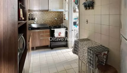 Apartamento à Venda com 3 quartos, 1 banheiro, 1 vaga e 67m² por R$ 400.000