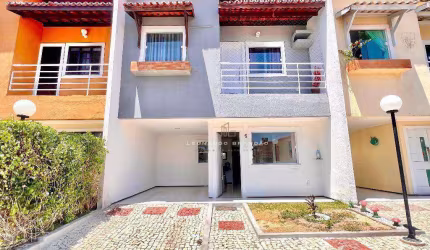 Casa duplex em condominio com 3 quartos