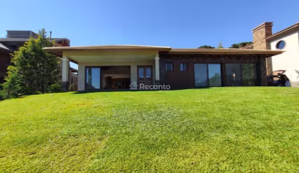 CASA  ALTO PADRÃO A VENDA EM CANELA - RS, Laje de Pedra, Canela - RS