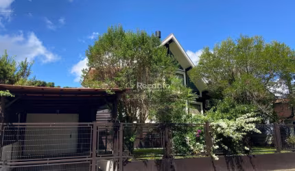 CASA DE 3 DORMITÓRIOS A VENDA EM CANELA , Vila Luiza, Canela - RS