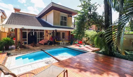 CASA EM CONDOMÍNIO - 4 SUÍTES / 4 VAGAS - ALTO DA BOA VISTA