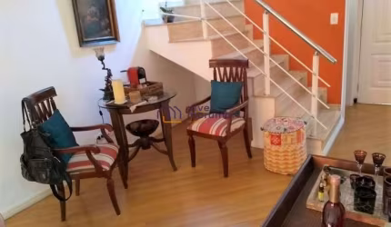 Casa em condominio - ao lado de supermercados, bancos e escolas. Facil acesso ao metro Morumbi - SP