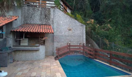Open House vende, casa em condomínio de alto padrão, Grotão, 4 quartos 2 suites, vista deslumbrante