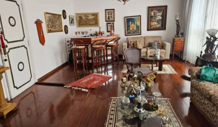 OPEN HOUSE Vende Cobertura em Copacabana na Rua Raul Pompéia, Excelente oportunidade!