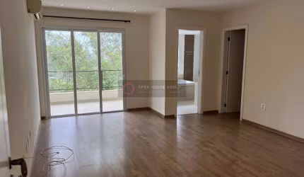 À venda - Ampla casa condomínio Chácara Ubá!!!
