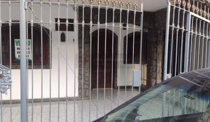 Casa à Venda em Mutondo