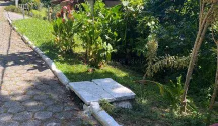 Terreno/Loteamento à Venda em Sapê