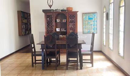 OPEN HOUSE vende  casa com 5 quartos, 2 suítes, closet no trevo de Piratininga