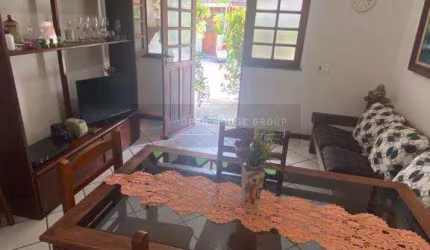 Open House Vende: Excelente Casa com Fino Acabamento em Condomínio fechado, com 4 quartos