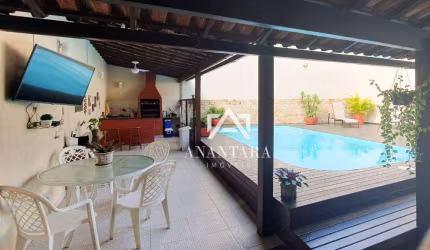 Casa duplex no condomínio Nova Barra com 3 quartos - Jacarepaguá
