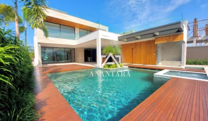 Casa no Alphaville com 5 suítes à venda - Barra da Tijuca