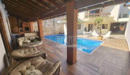 Sobrado alto padrão piscina e aquecimento solar - 4 suítes à venda, 495m² Campestre - Santo André/SP