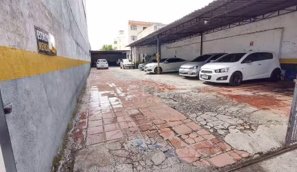 Terreno plano com 390 m²  localização privilegiada.